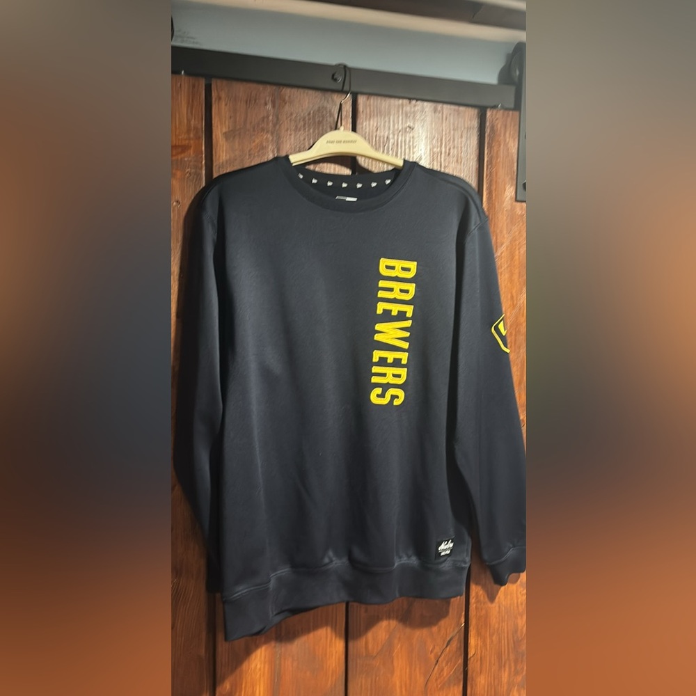 Brewers new era sweatshirt size men’s L only worn a few times